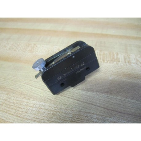 Micro Switch BZ-2RW84357-A2 Honeywell Switch BZ2RW84357A2 W Roller - New No Box