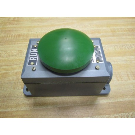 Allen Bradley 800T-1T1NG Oiltight Push Button Green 800T1T1NG Ser A - New No Box