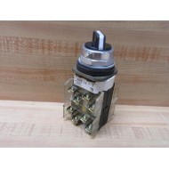 Allen Bradley 800T-J2C Selector Switch 800TJ2C W(4) 800T-XA - Used