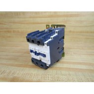 Schneider Electric LC1D65F7 Contactor WOut Cover, Chipped - Used