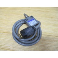 Micro Switch 914CE19-3 Limit Switch 914CE193 - Used