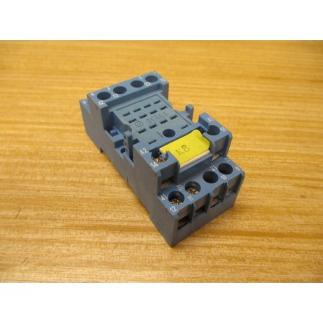 Finder 94.44.1 Socket 94441 (Pack of 6) - Used