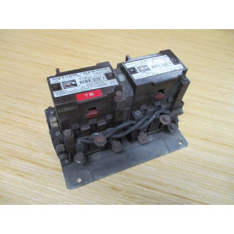 Cutler Hammer A51CNO Reversing Contactor A51CN0 A50CG0 W Bracket - Used