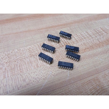 National Semiconductor DM7437N Integrated Circuit (Pack of 7)