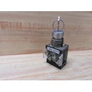Allen Bradley 800H-EK15 Locking Switch W800T-XA, (1) Key - Used