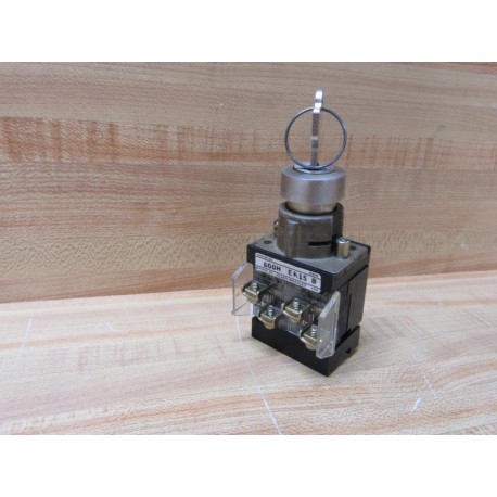 Allen Bradley 800H-EK15 Locking Switch W800T-XA, (1) Key - Used