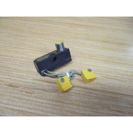 Turck Ni2-Q9,5-AP6-0,1-FS4.4X3S304 Proximity Sensor WO Bracket - New No Box