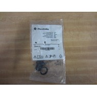 Allen Bradley 800FP-F2 Black Button  800FPF2