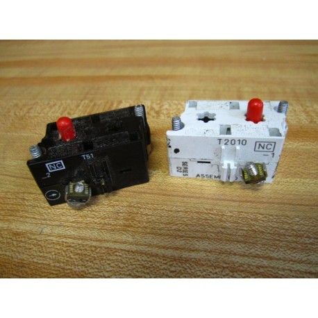 Cutler Hammer 10250T51 Contact Block . (Pack of 2) - Used