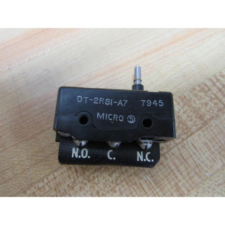 Micro Switch DT-2RS1-A7 Actuator Plunger Switch DT-2RSI-A7 - New No Box