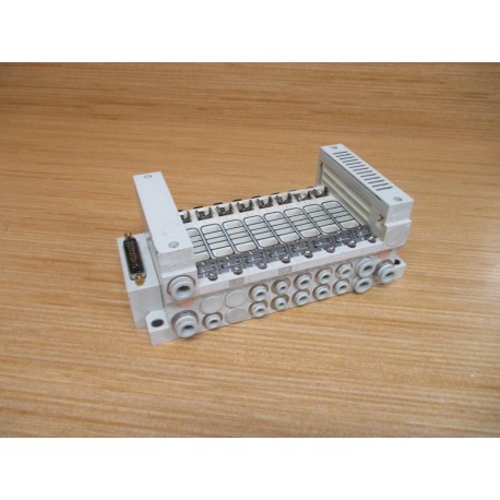 SMC VV5Q21-08-DAN00 8 Station Manifold VV5Q2108DAN00 - Used
