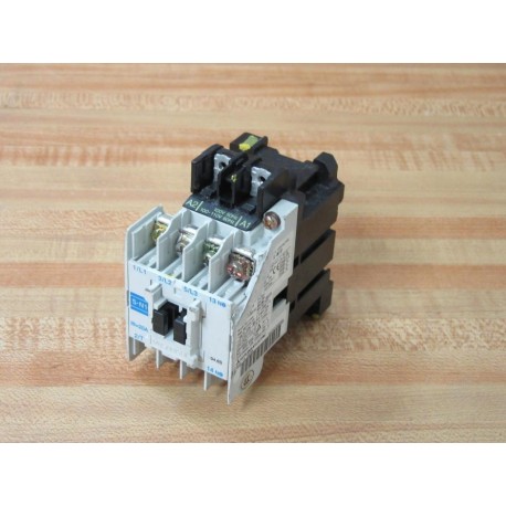 Mitsubishi S-N10-AC110 Contactor SN10AC110 - Used