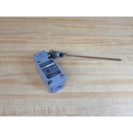 Allen Bradley 802T-AP Limit Switch 802TAP Ser. H WLever Arm - Used