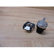Cutler Hammer E22SF0 Eaton 2-Pos Selector Switch - New No Box