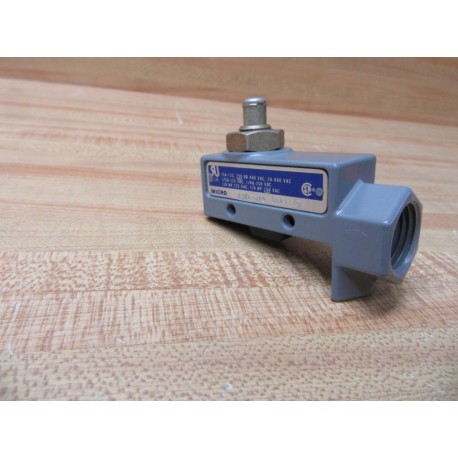 Honeywell BZE6-2RQ Micro Switch Limit Switch BZE62RQ WO Base - New No Box