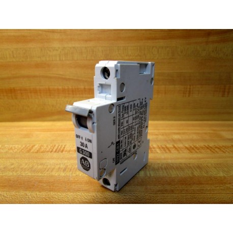 Allen Bradley 1492-CB1-G300 Circuit Breaker 1492CB1G300 Series B - Used