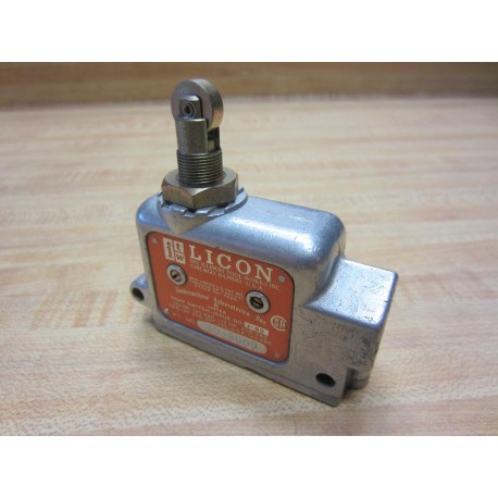 Licon 30-5000 Limit Switch, Roller Actuated J-80 Snap Switch 305000 - New No Box
