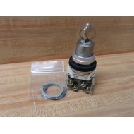Allen Bradley 800T-N61KG4 4-Pos. Selector Switch 2 800T-XA W1 Key - New No Box