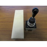 Allen Bradley 800T-T2H3GGXX Toggle Switch