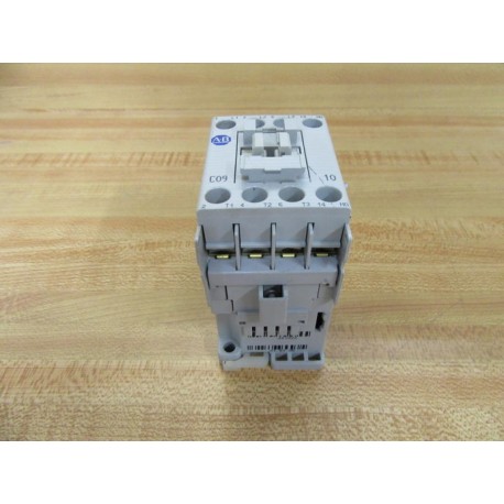 Allen Bradley 100-C09* 3P AC Contactor 100-C09*-10 - Used