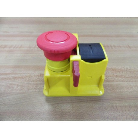 Square DSchneider GV2K04 Emergency Stop Push Button - New No Box