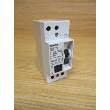 Siemens 5SM1312-0 Circuit Breaker 5SM13120 - Used