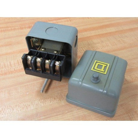 Square D 9037-GG21 Schneider Closed Tank Switch 9037GG21 - Used