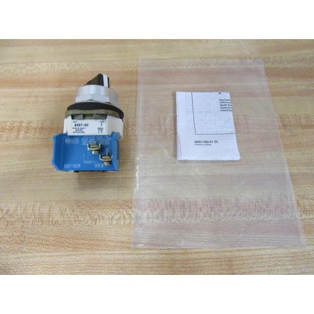 Allen Bradley 800T-H2A2R Selector Switch - New No Box