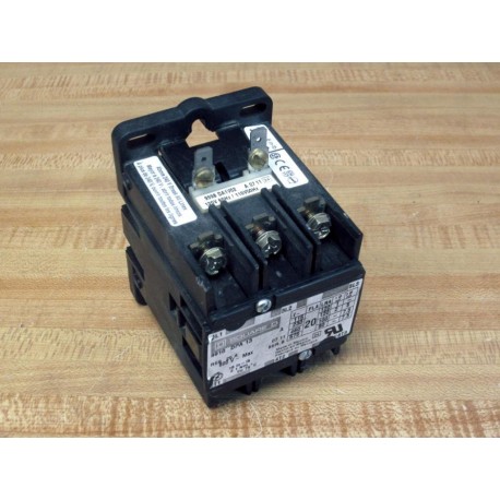 Square D 8910DPA13V02 Contactor 8910DPA13 - Used