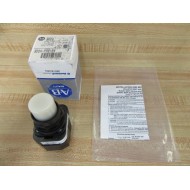 Allen Bradley 800H-PRB16 Button White 800H-PRB16W