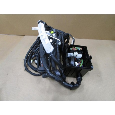 Nissan 24012-ZZ90A Harness 24012ZZ90A - New No Box