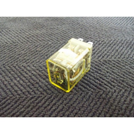 Idec RH2B-U-AC110120V Relay RH2BUAC110120V (Pack of 2) - Used