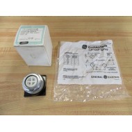 General Electric CR104PBG00A2 Push Button Switch