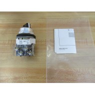 Allen Bradley 800T-J5KT7A Selector Switch - New No Box
