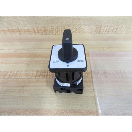 KlocknerMoeller T0-1-15431EZ Rotary Switch - New No Box