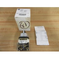 Allen Bradley 800T-J4KA1 Selector Switch