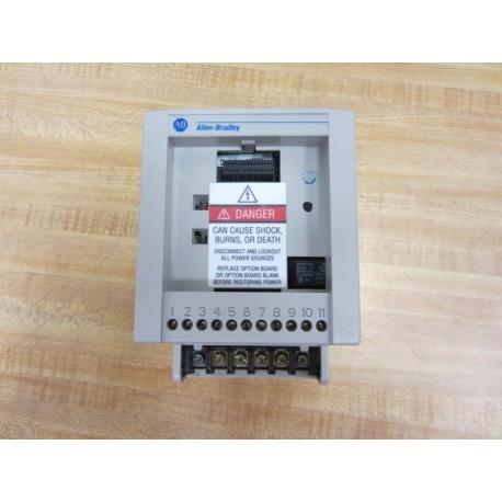 Allen Bradley 160-BA02NSF1 Speed Controller 160BA02NSF1 Dented - Used