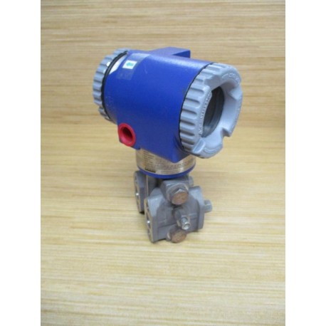 Foxboro IDP10-A22A21F-V Pressure Transmitter IDP10A22A21FV Chipped - Used