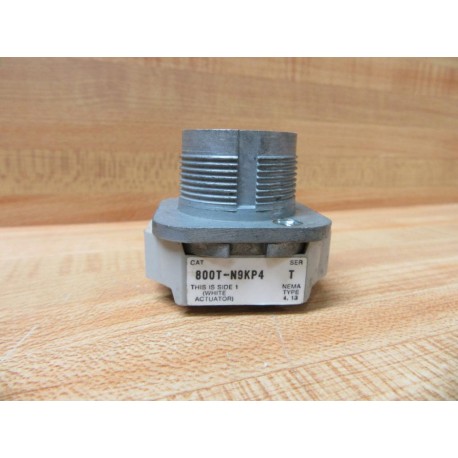 Allen Bradley 800T-N9KP4 Selector Switch Core Only - New No Box