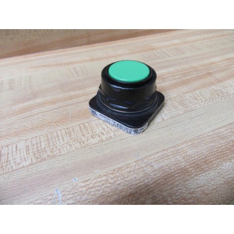 Siemens 52PX8A3 Momentary Pushbutton - Used