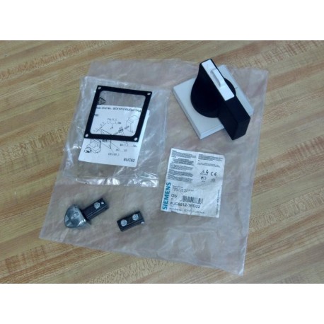 Siemens 8UC6212-1BD22 Rotary Drive Mechanism 8UC62121BD22