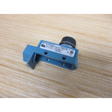 Micro Switch BZE6-2RN Limit Switch  BZE62RN Operator Only - New No Box