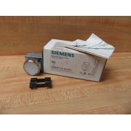 Siemens 3SB35 01-0AA61 Pushbutton Illum. 3SB35010AA61