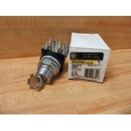 General Electric CR104PSK21A91M Selector Switch