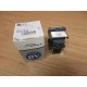 Allen Bradley 800H-WK4B Push Button W(2) 800T-XA