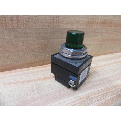 General Electric CR104PXG33 Pushbutton GE Green - New No Box