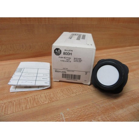 Allen Bradley 800H-AR5 White Push Button 800HAR5