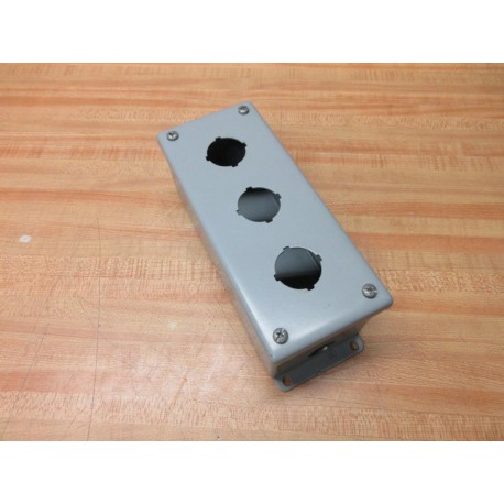 Hoffman E-3PB 3 Hole Pushbutton Enclosure 58030 - New No Box