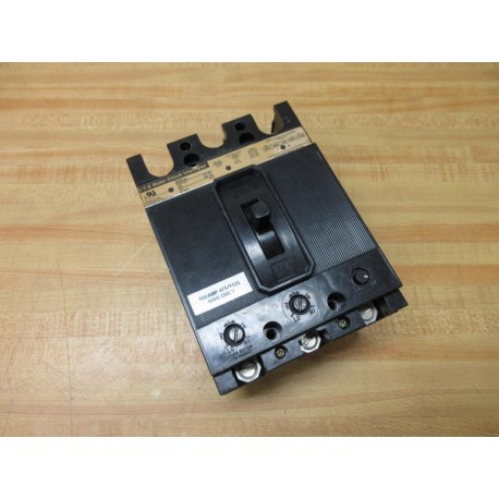 Siemens ITE EF3-A100 100 Amp Circuit Breaker EF3A100 Chipped - Refurbished