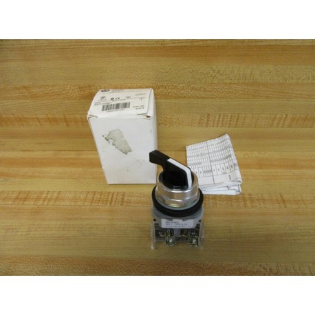 Allen Bradley 800T-H19D1 Selector Switch